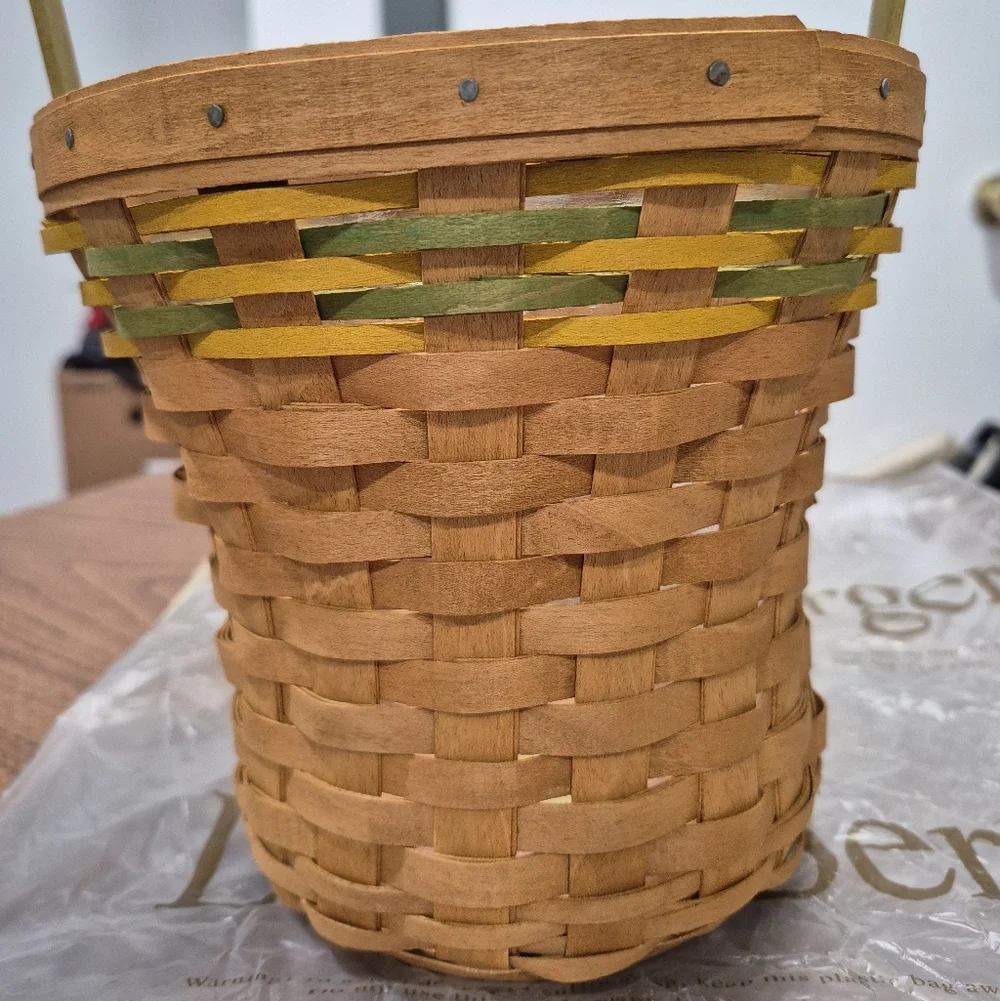 New! 2008 Longaberger May Series Daffodil Basket
